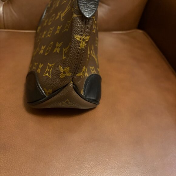 Louis Vuitton Boulogne Bag NM canvas bag - Picture 10 of 11